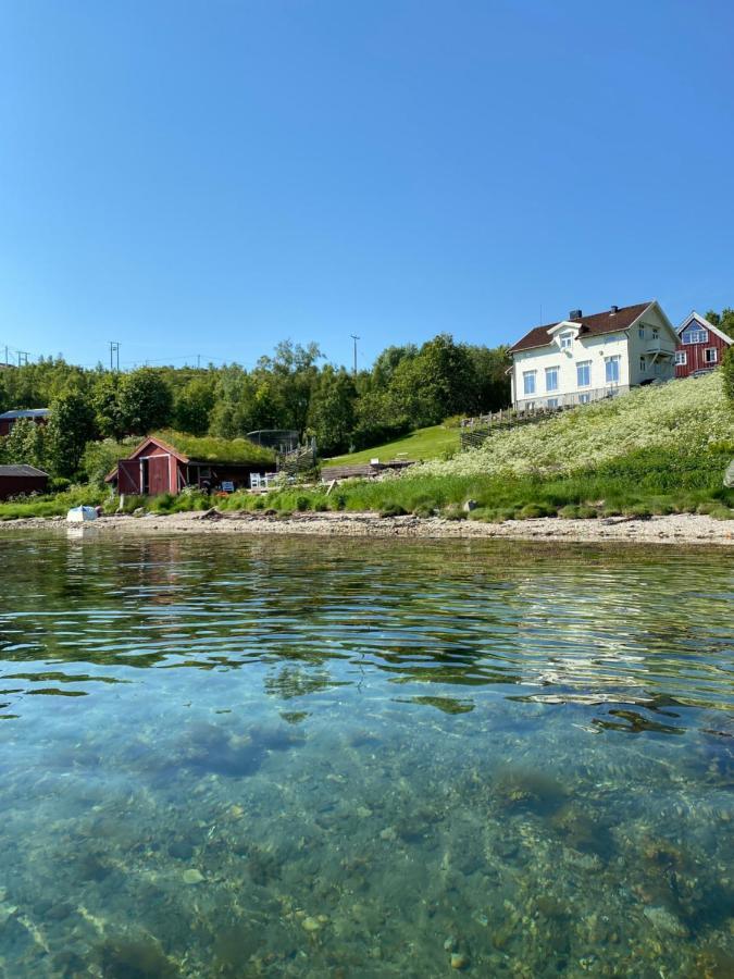 Kraemarvika Lodge Тромсё Экстерьер фото